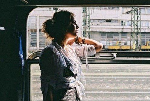 人生感悟:生活有两大误区:一是生活给人看,二是看别人生活 人生感悟:生活有两大误区:一是生活给人看,二是看别人生活