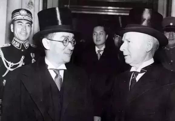 胡适：聪明的极致，是厚道