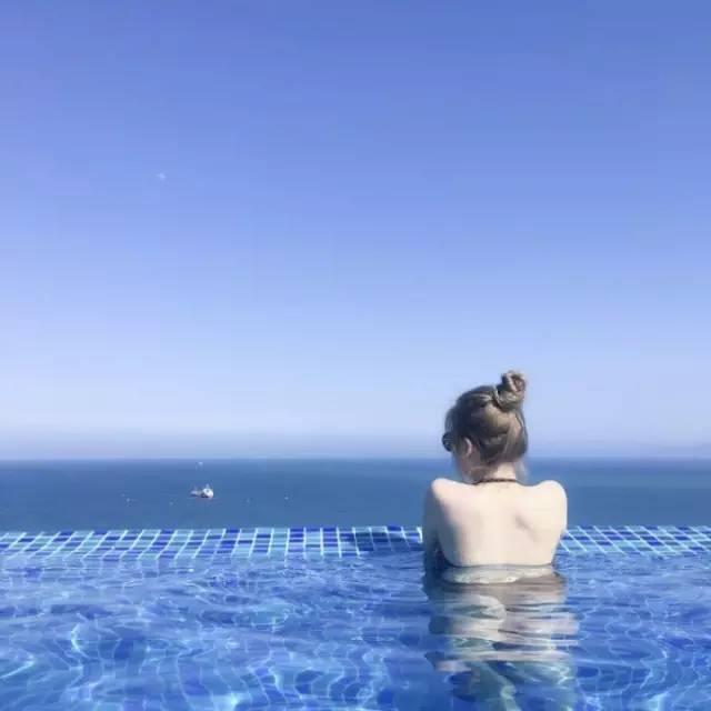 散场是难免的，尽兴而归就够了