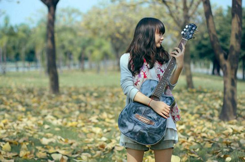 有些事不能回首,有些人只能永远埋藏 有些事不能回首,有些人只能永远埋藏