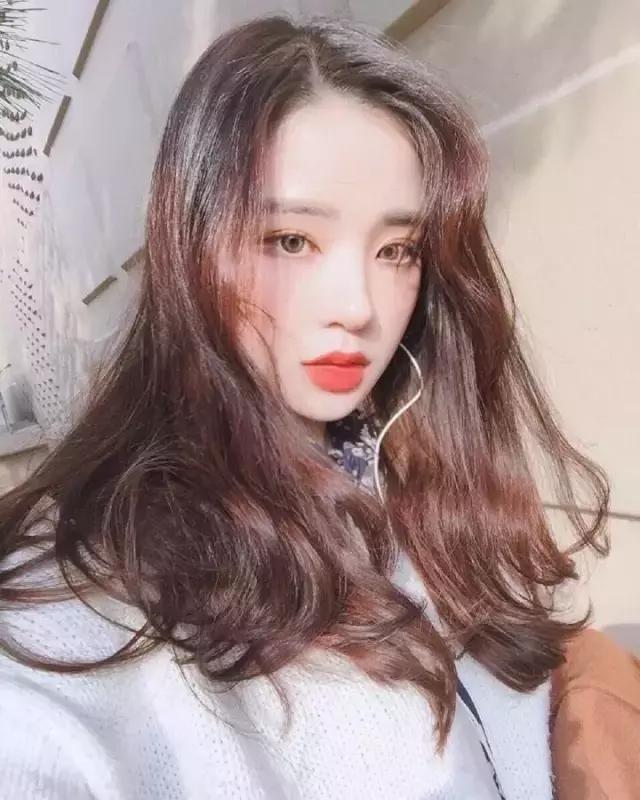 贱人永远都是贱人,就算金融危机了,也贵不了 贱人永远都是贱人,就算金融危机了,也贵不了