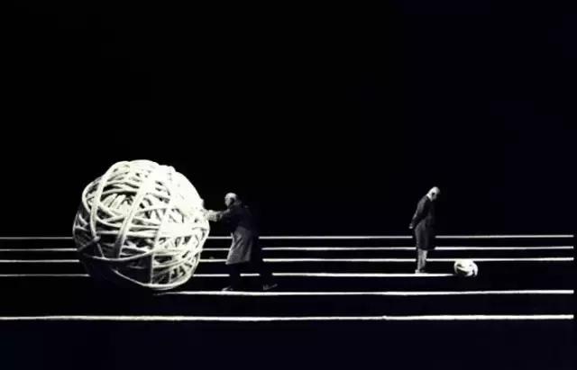 人生三重境界：年轻时看远，中年时看宽，年老时看淡