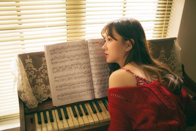 不要太自作多情了,受伤的是自己 不要太自作多情了,受伤的是自己