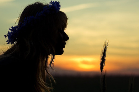 与其风雨中逃避,不如雷电中舞蹈 与其风雨中逃避,不如雷电中舞蹈