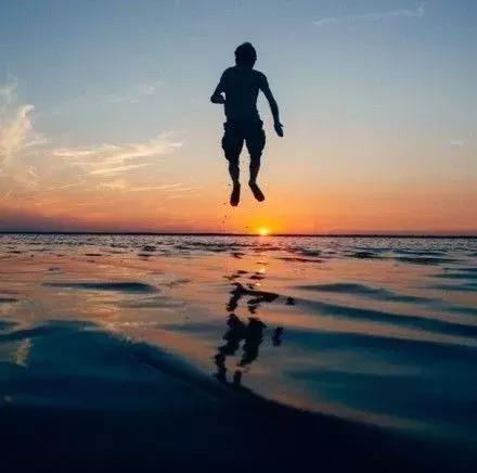 有人关心，才有资格，下落不明