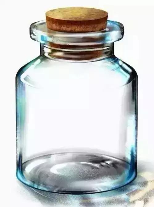 我们每个人都像一个空瓶子