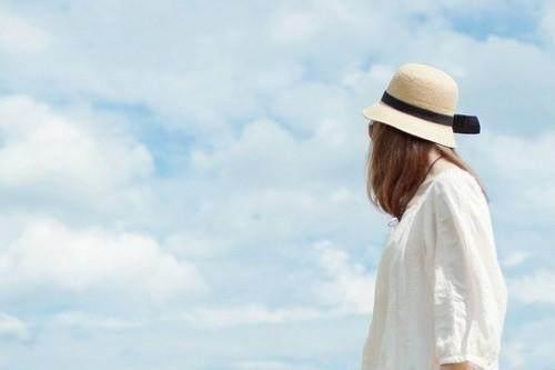 十句朋友圈触碰心灵的经典语录，句句精辟