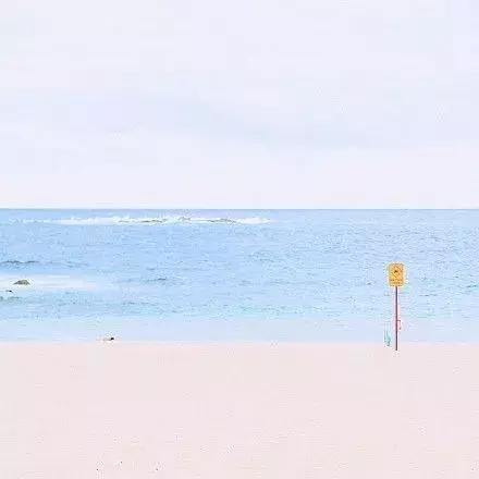 我装作没事，只是不想用自己的问题去麻烦到别人