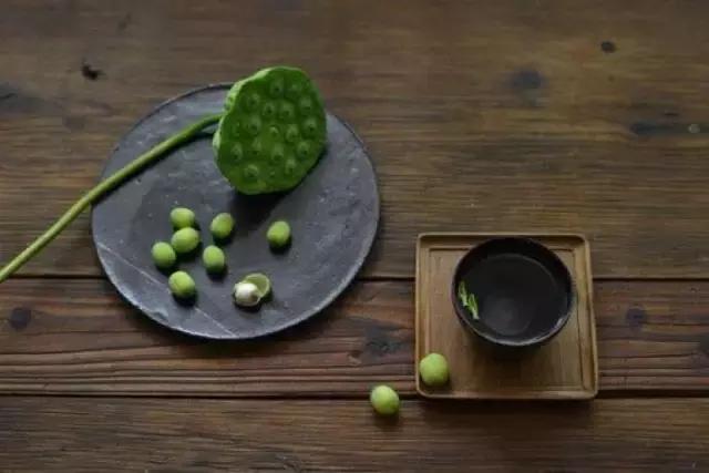 从前琴棋书画诗酒花，而今柴米油盐酱醋茶