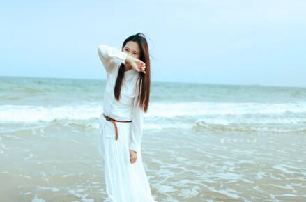 情感语录：不介意孤独，比爱你舒服