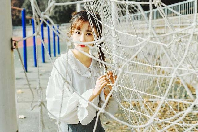 20条微信朋友圈心情经典语录，总有一句戳中你的心窝