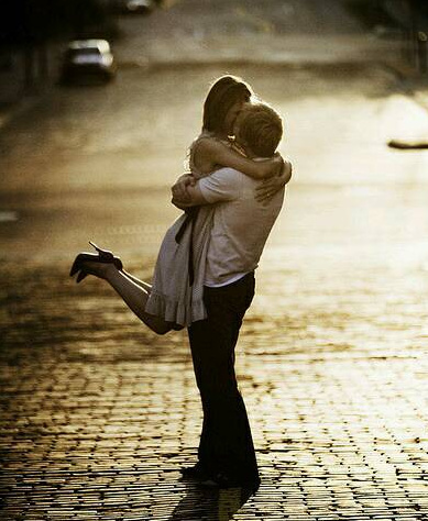 与其风雨中逃避,不如雷电中舞蹈 与其风雨中逃避,不如雷电中舞蹈