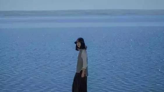 世上不能直视的两样东西：太阳和人心
