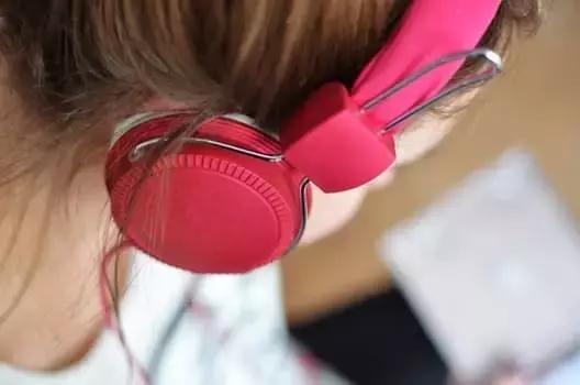 学会倾听便是最好的沟通方式