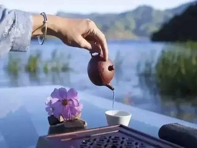 做善良的人，写动人的暖