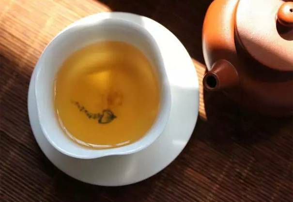 人为什么要喝茶，为什么要喝酒