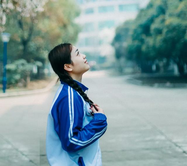 人生感悟：一个人过了十八岁，这些话要明白