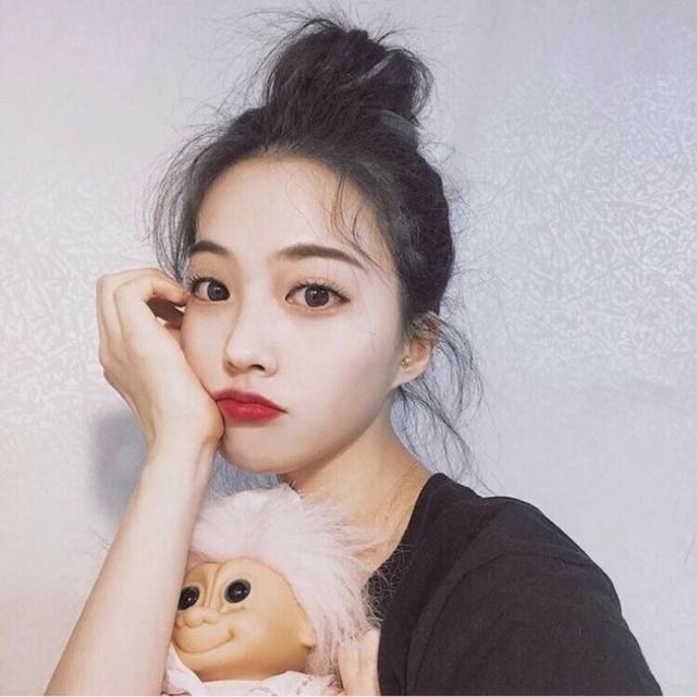 经典的语录：喜怒不形于色，大事淡然