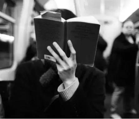 读书，让容颜和灵魂变得优雅