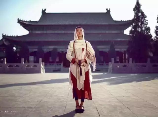 人能相遇，已是不易；心灵若相知，更要珍惜