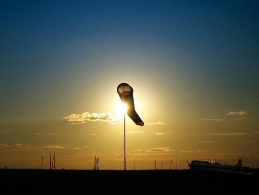 人活着，一累，二苦，三无奈