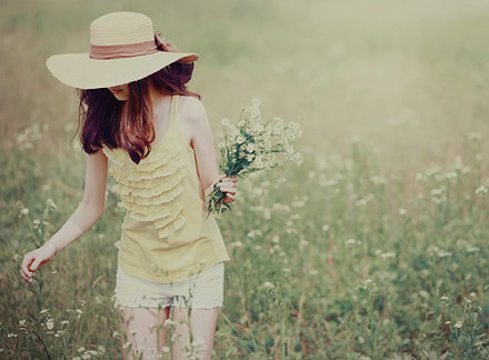 有些事不能回首,有些人只能永远埋藏 有些事不能回首,有些人只能永远埋藏