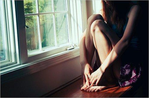 一句话心累伤感的情感语录配图