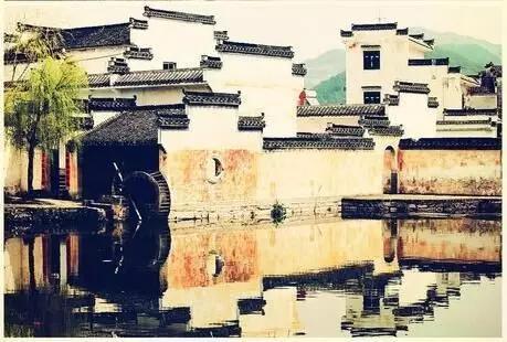 做人，我直来直去；交往，我真心真意