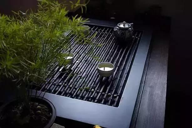 静心品茗 淡看人生