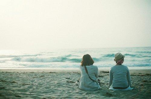 心存希望，幸福就会降临你；心存梦想，机遇就会笼罩你