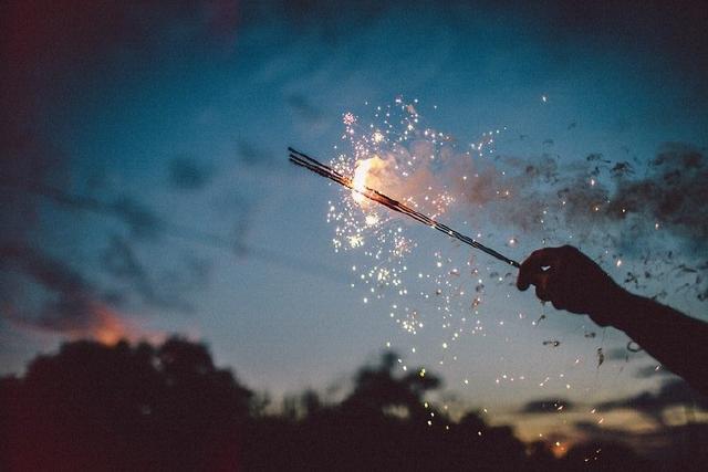 治愈系语录：别懂事太早，别涉世太深