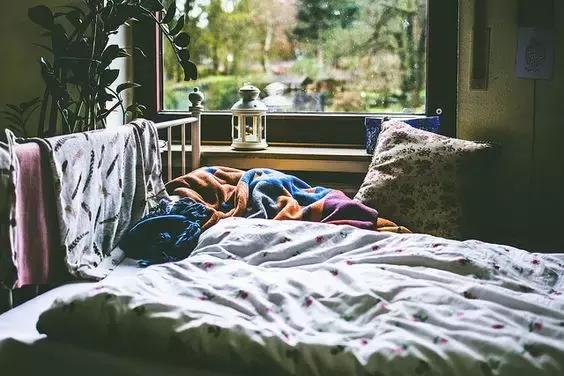 活着活着，我们什么都慢慢明白了