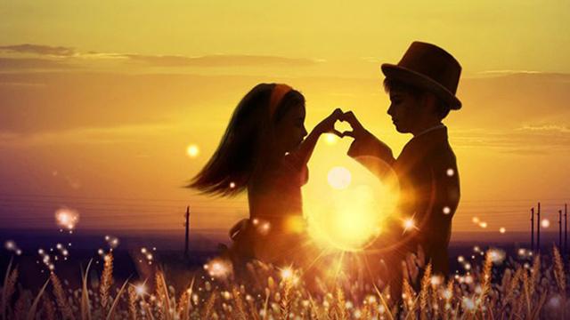 把眼泪留给最疼你的人，微笑留给伤你最深的人