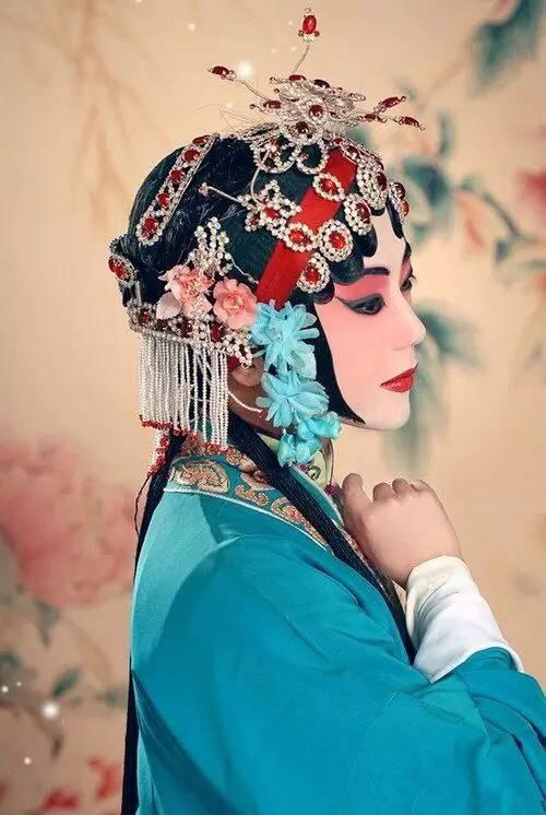 人生如戏、不可入戏