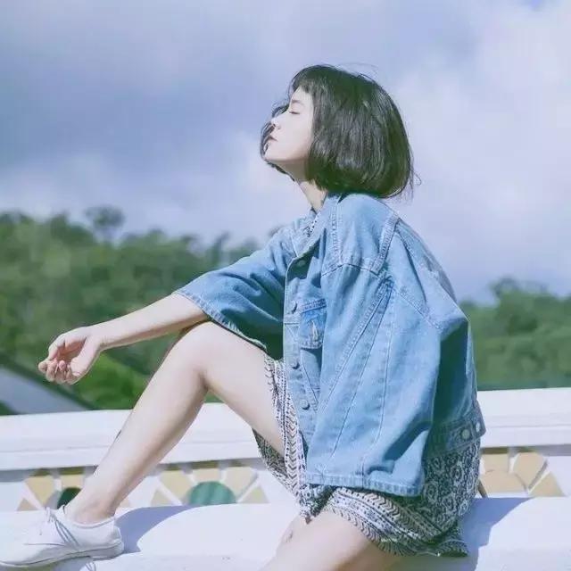 多希望你知道其实我并不洒脱 多希望你知道其实我并不洒脱