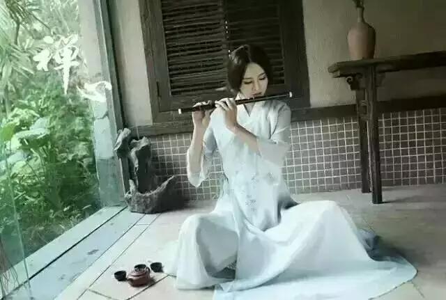 谁让谁笑了，谁惹谁哭了（图美、文更美）
