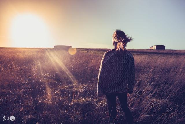 生活中少不了一些无缘无故看不起你的人