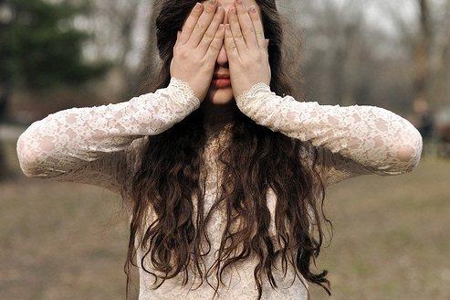 人生感悟:生活有两大误区:一是生活给人看,二是看别人生活 人生感悟:生活有两大误区:一是生活给人看,二是看别人生活