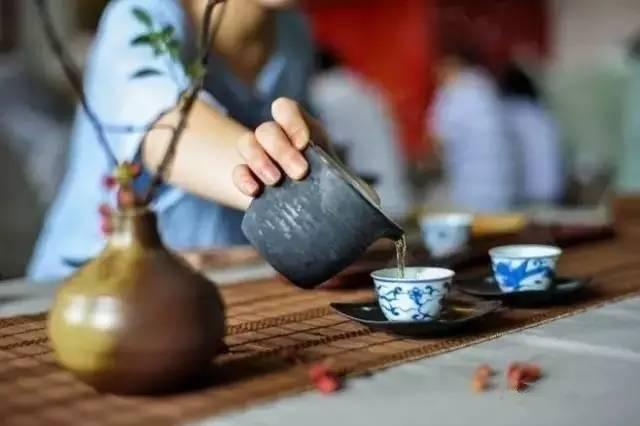 别太在意人走茶凉