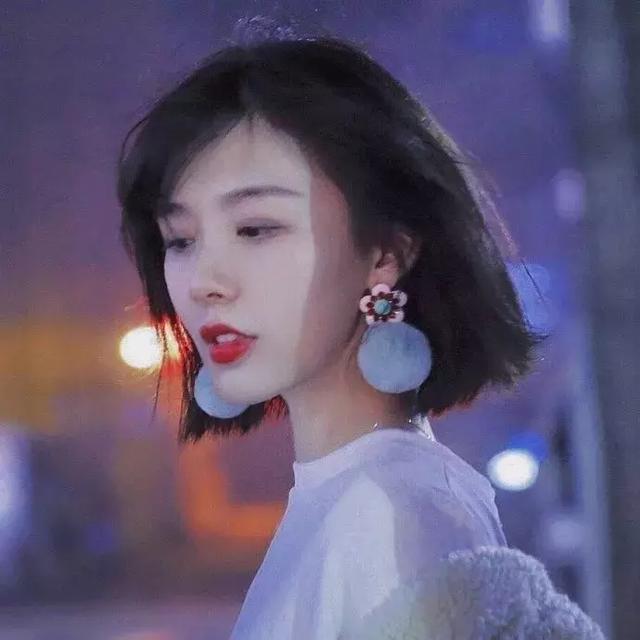 何必念念不忘是嫌他不够残忍还是怪自己不够愚蠢 何必念念不忘是嫌他不够残忍还是怪自己不够愚蠢