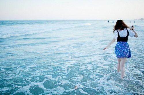 现实社会经典语录,透彻露骨,句句扎心 现实社会经典语录,透彻露骨,句句扎心