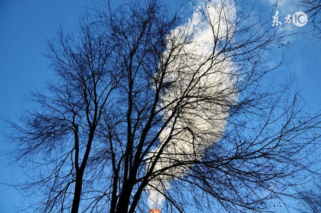 李嘉诚人穷的时候要少在家里