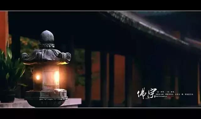 仓央嘉措的回声: 你的心,在污泥里开出一朵莲花 仓央嘉措的回声: 你的心,在污泥里开出一朵莲花