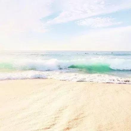 我装作没事，只是不想用自己的问题去麻烦到别人