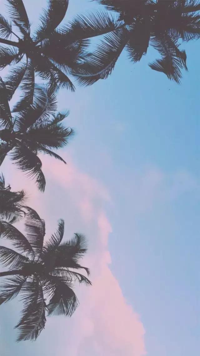 其实，我没你想的那么坚强，只是习惯一个人扛