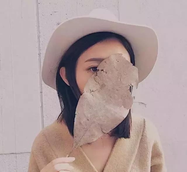 我一身骨气 遇到你 像不战而败的公鸡