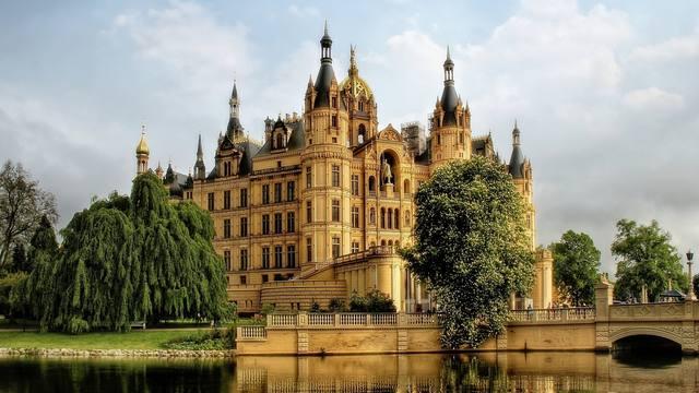 十句精辟透彻的生活感悟经典语录，看懂你会减轻很多烦恼