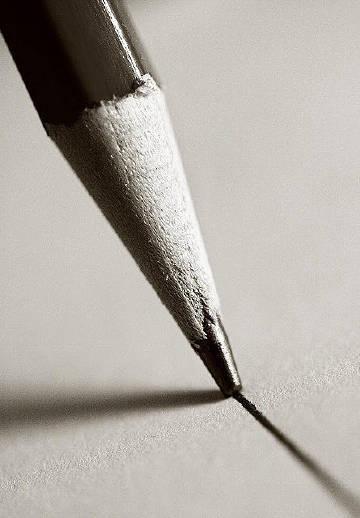 其实人生是减法，见一面，少一面