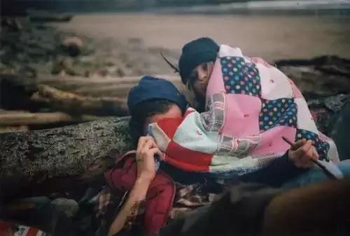 能陪你笑的人，不一定能陪你哭