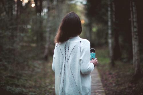人生悟语：鼓起勇气昂然向前